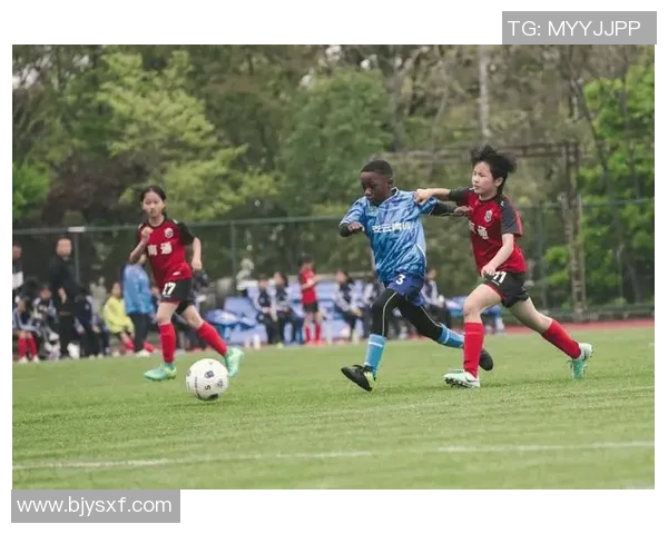 中能足球崛起之路探索球队发展与青训体系的成功之道